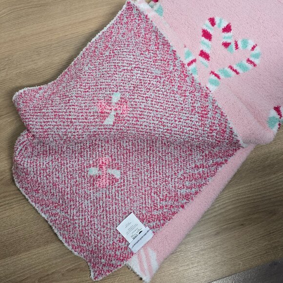 NWT Cupcakes and Cashmere Candy Cane Throw Blanket - Picture 5 of 6